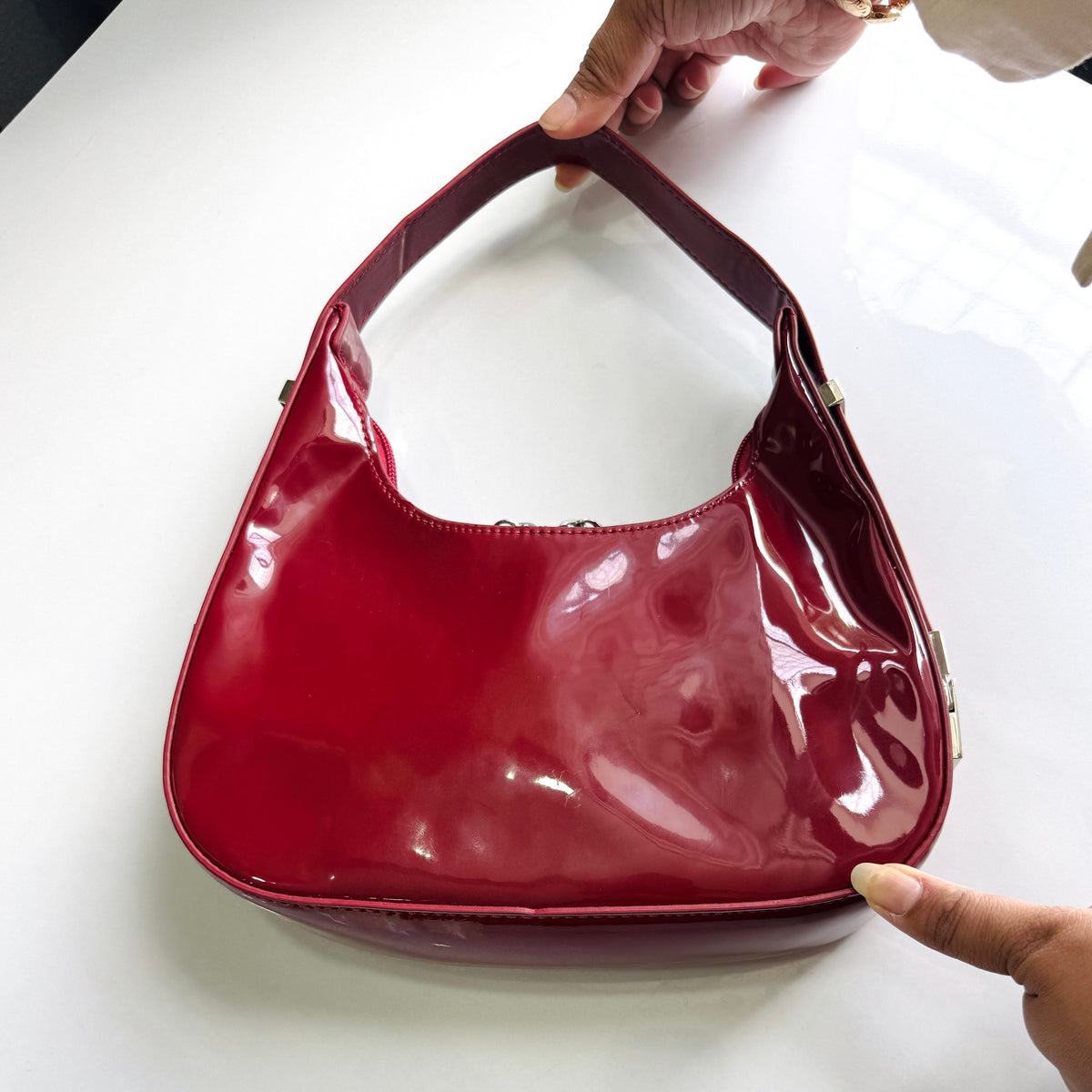 Muse Maroon